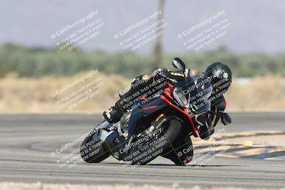 media/Oct-13-2025-Moto Forza (Mon) [[a66d839500]]/2-A Group/Session 3 (Turn 16)/